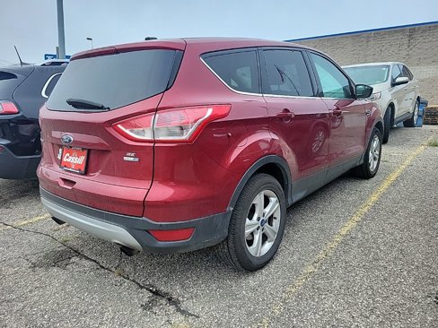 Used 2015 Ford Escape SE image 3