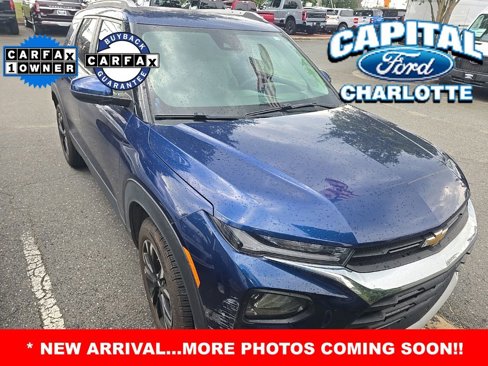 Used 2022 Chevrolet TrailBlazer LT image 2