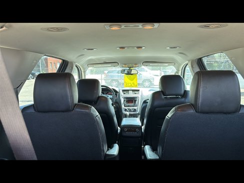 Used 2016 GMC Acadia SLT image 30