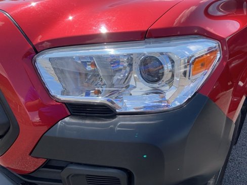 Used 2021 Toyota Tacoma SR image 32