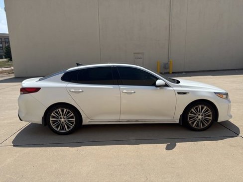 Used 2016 Kia Optima SX w/ Chrome Wheel Package image 11