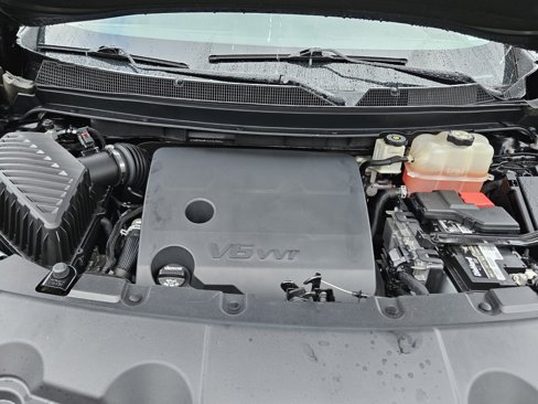 Used 2018 Chevrolet Traverse Premier w/ Driver Confidence II Package image 22