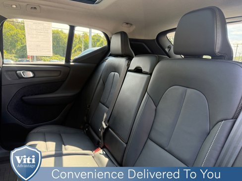 Certified 2024 Volvo XC40 B5 Plus w/ Protection Package Premier image 22