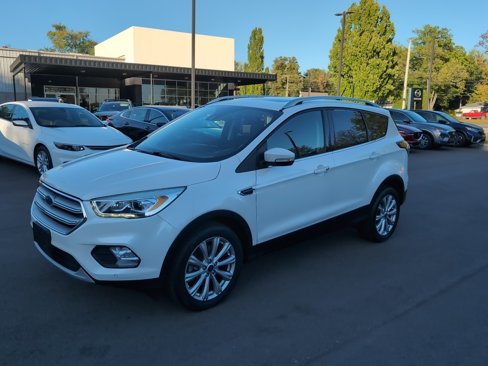 Used 2018 Ford Escape Titanium w/ Ford Safe & Smart Package image 21