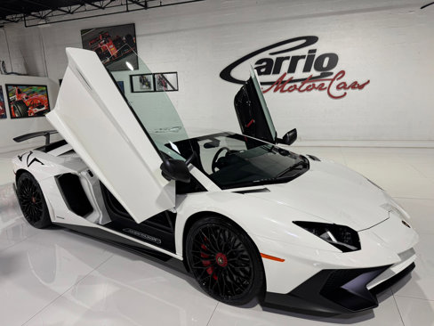 Used 2016 Lamborghini Aventador LP 750-4 Superveloce image 9