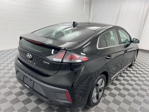 Used 2020 Hyundai Ioniq SEL image 5