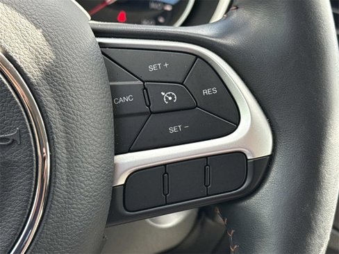 Used 2019 Jeep Compass Latitude w/ Popular Equipment Group image 32