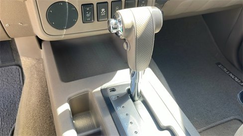 Used 2015 Nissan Frontier SV w/ SV Value Truck Package image 15