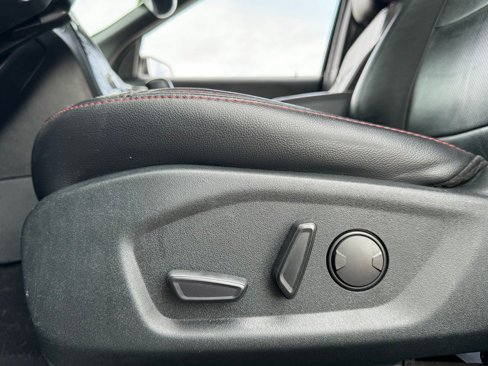 Used 2019 Ford Explorer Sport image 16
