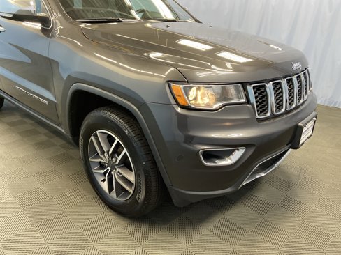 Used 2021 Jeep Grand Cherokee Limited image 50