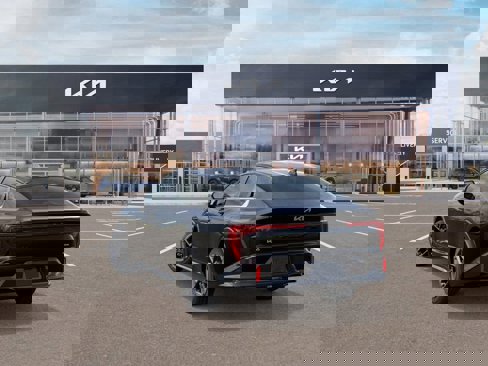 New 2025 Kia K4 GT-Line image 4