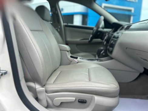Used 2008 Chevrolet Impala SS image 9