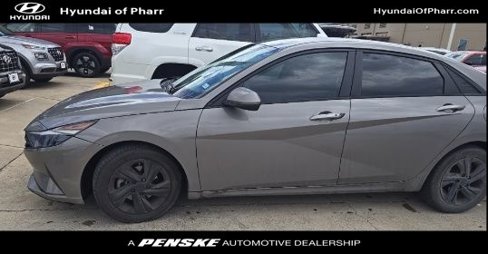 Used 2021 Hyundai Elantra SEL w/ Convenience Package image 1