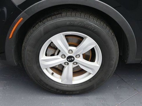 Used 2021 Kia Sorento LX image 24