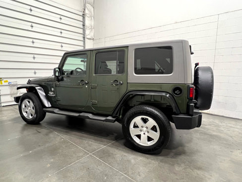 Used 2008 Jeep Wrangler Unlimited Sahara w/ Dual Top Group image 4