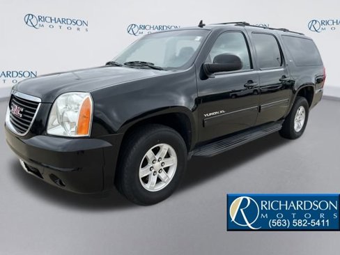 Used 2014 GMC Yukon XL SLT image 1