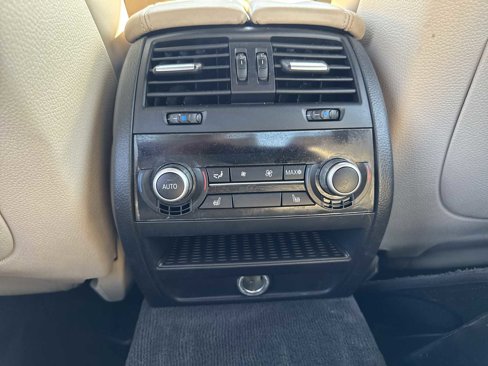 Used 2012 BMW 535i xDrive Sedan image 32