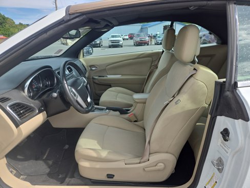 Used 2013 Chrysler 200 Touring w/ Cold Weather Group image 12