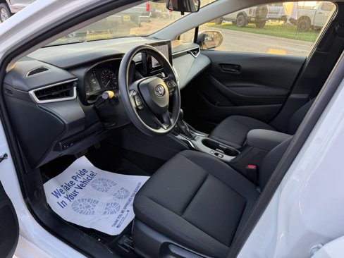 Used 2024 Toyota Corolla LE image 11