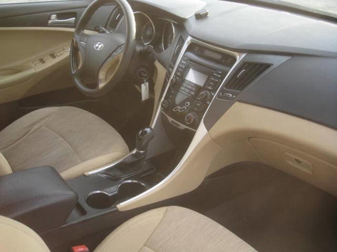 Used 2012 Hyundai Sonata GLS image 16