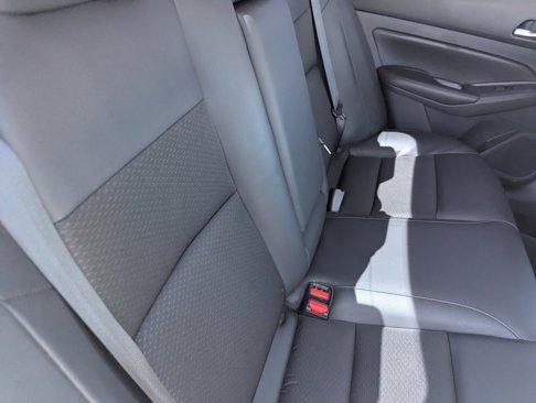 Used 2022 Nissan Altima 2.5 SR image 11