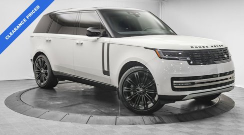 Used 2025 Land Rover Range Rover Long Wheelbase SE image 1