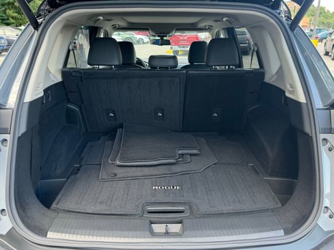 Used 2021 Nissan Rogue SL w/ Premium Package image 19