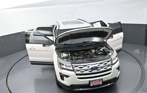 Used 2019 Ford Explorer XLT w/ Equipment Group 202A image 36
