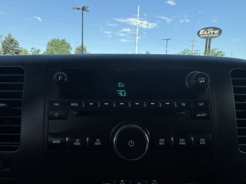 Used 2008 GMC Sierra 1500 SLE w/ Sierra NFL Edition image 23