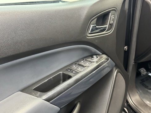 Used 2018 Chevrolet Colorado Z71 image 12