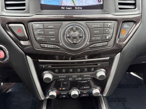 Used 2019 Nissan Pathfinder SL image 20