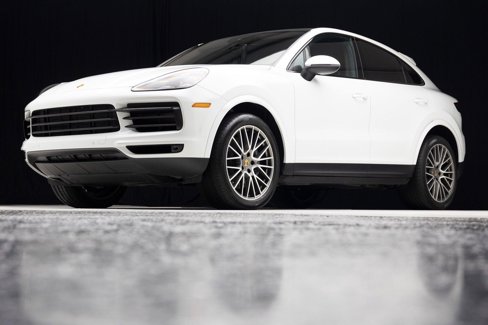 Used 2022 Porsche Cayenne Platinum Edition image 17