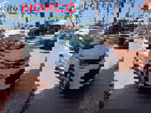 Used 2018 Chevrolet Bolt LT image 3