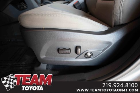 Used 2018 Hyundai Santa Fe Sport w/ 2.4L Value Package 02 image 12