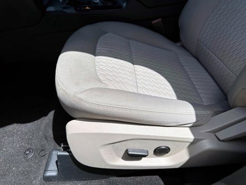 Used 2019 Ford Explorer FWD image 9