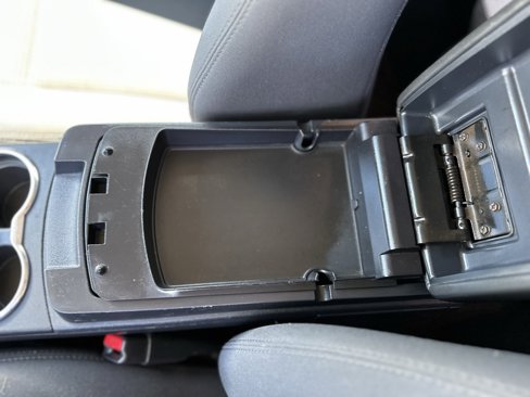 Used 2010 Dodge Charger SXT image 23