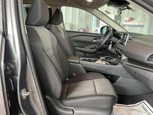 Used 2024 Nissan Rogue SV image 22