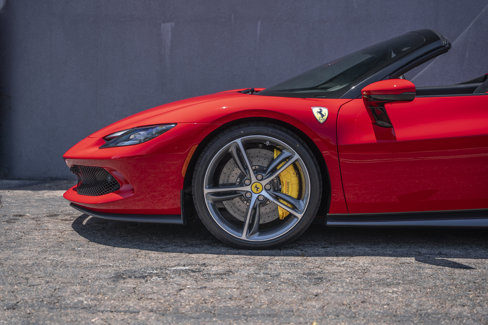 Used 2025 Ferrari 296 GTS image 17
