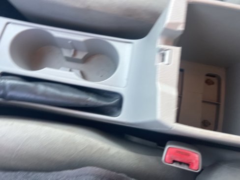 Used 2013 Toyota Corolla LE image 38