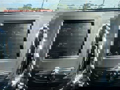 Used 2021 Chevrolet Equinox LT image 12