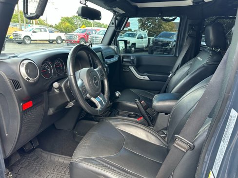 Used 2017 Jeep Wrangler Unlimited Rubicon image 8