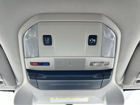 Used 2019 Subaru Ascent Limited image 19