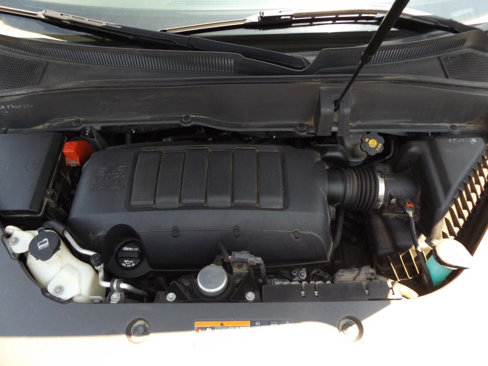 Used 2014 GMC Acadia SLT image 32