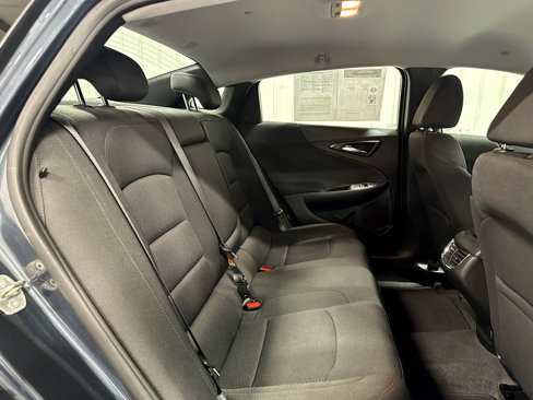 Used 2021 Chevrolet Malibu LT image 16