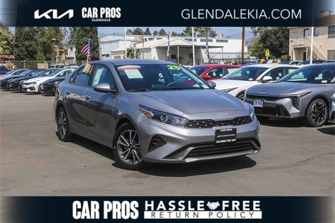 Certified 2023 Kia Forte LXS image 1