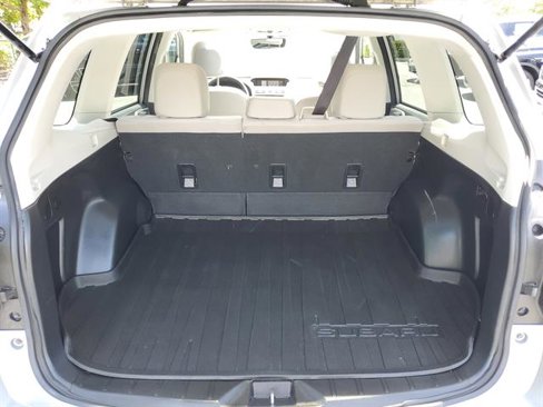 Used 2017 Subaru Forester 2.5i Premium w/ All-Weather Package image 30