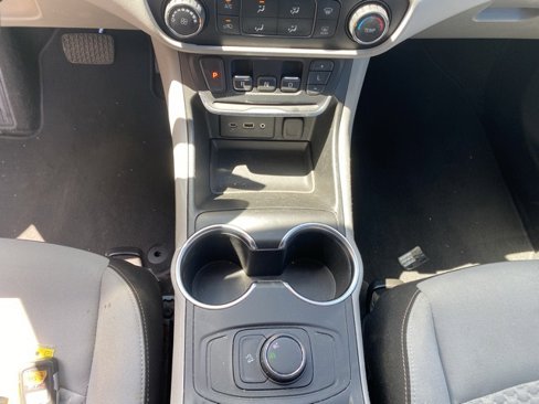 Used 2018 GMC Terrain SLE image 16
