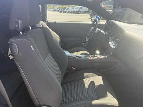 Used 2018 Dodge Challenger SXT w/ Super Sport Group (SS/T) image 29