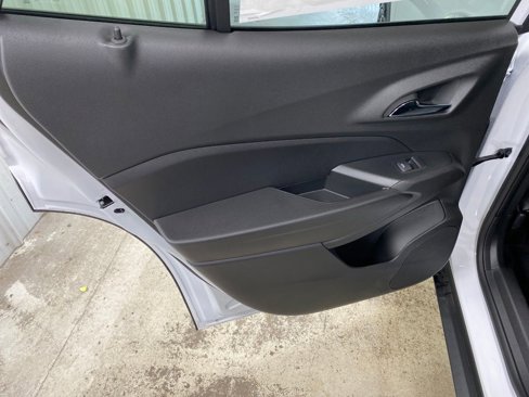 New 2025 Chevrolet Trax LT w/ Driver Confidence Package image 29