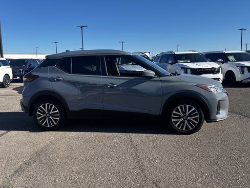 Used 2021 Nissan Kicks SV image 5